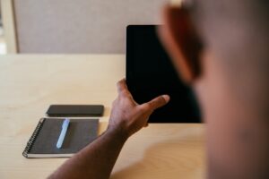 Közéleti véleményformálás a TikTokon – új generációs narratíva