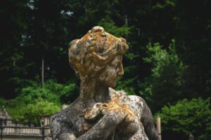 Beton virágtartók mint szobrászati felület