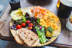 Kellemes, nyugodt hétvégi reggel a konyhában